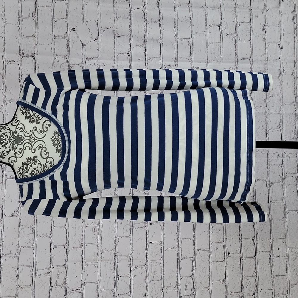 American Eagle long sleeve shirt